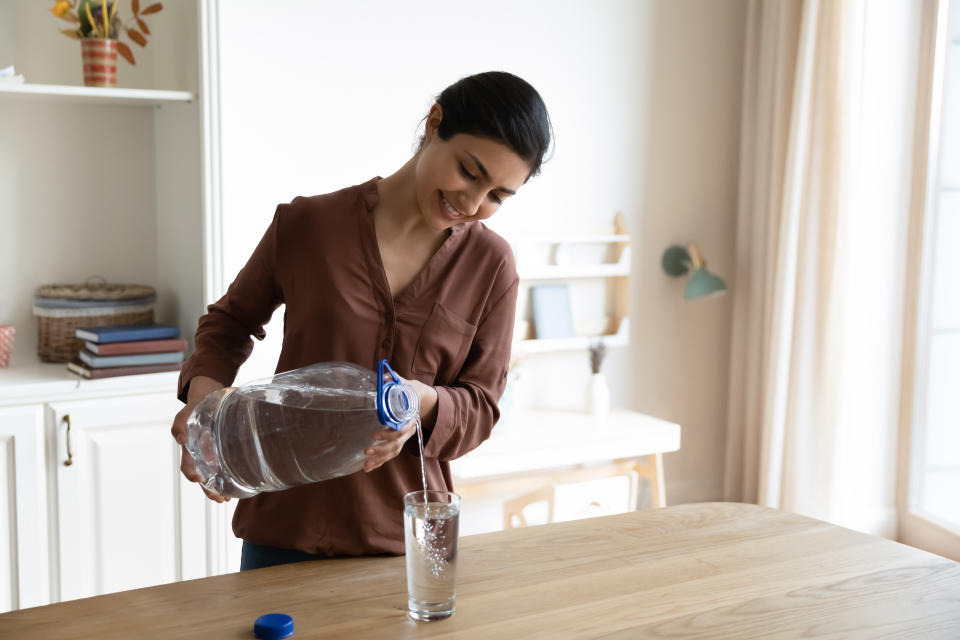 importância de beber água no pós-parto